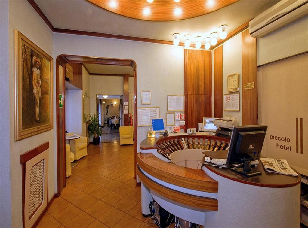 Piccolo Hotel Milan Exterior photo