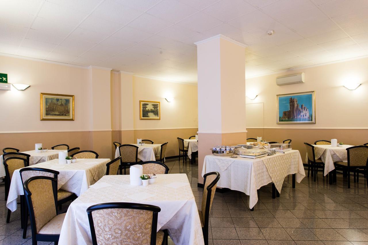 Piccolo Hotel Milan Exterior photo